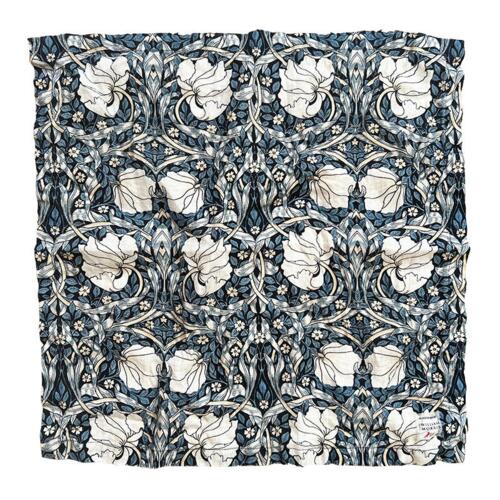 Cloth Napkin – Morris Pimpernel Blue