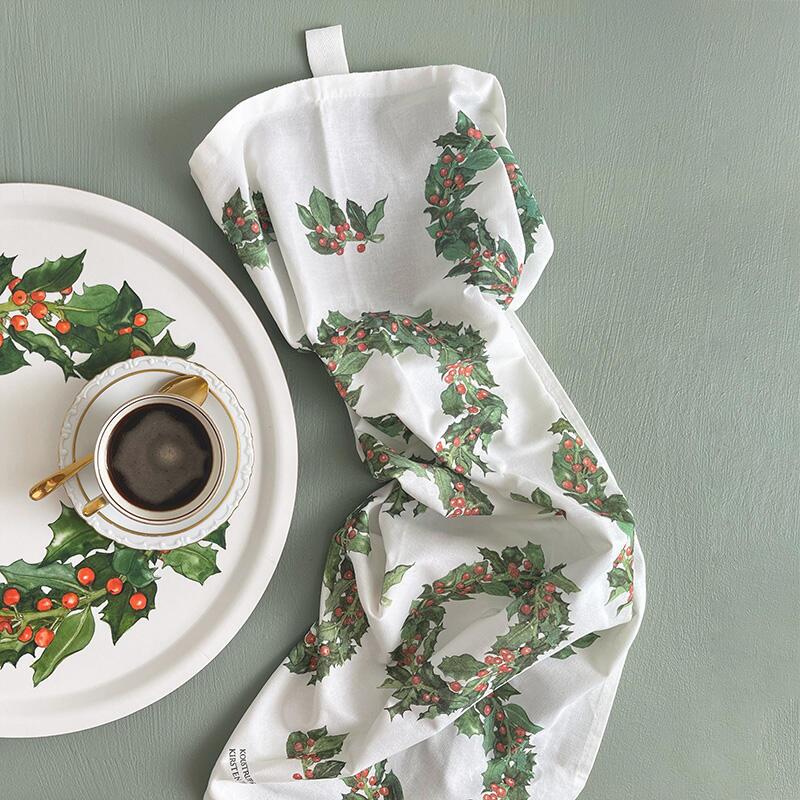 ORGANIC DISH TOWEL - Holly Wreaths