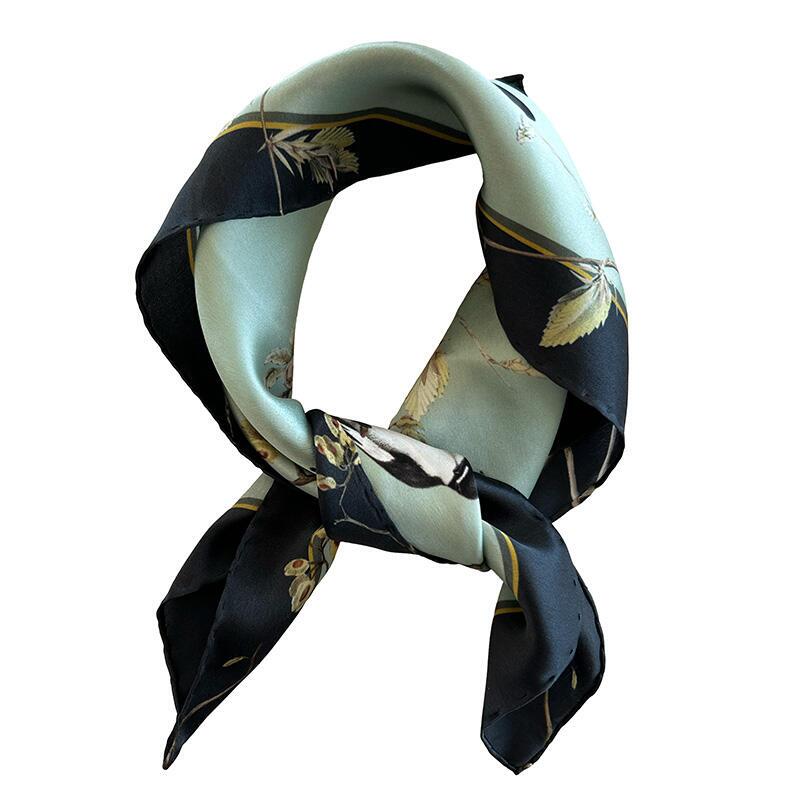 SILK SCARF - Garden birds - 50 cm