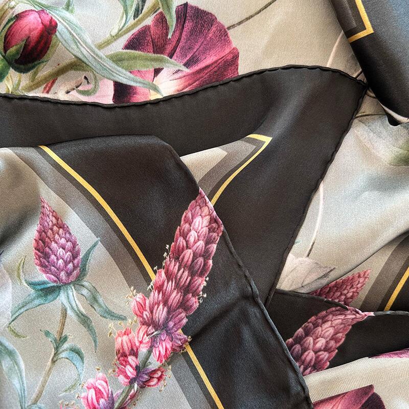 SILK SCARF - Blossom Garden JL - 90 cm