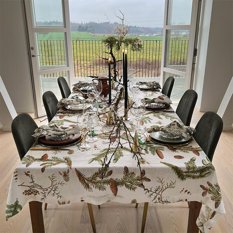 Tablecloth - Pine trees 145 x 220 cm