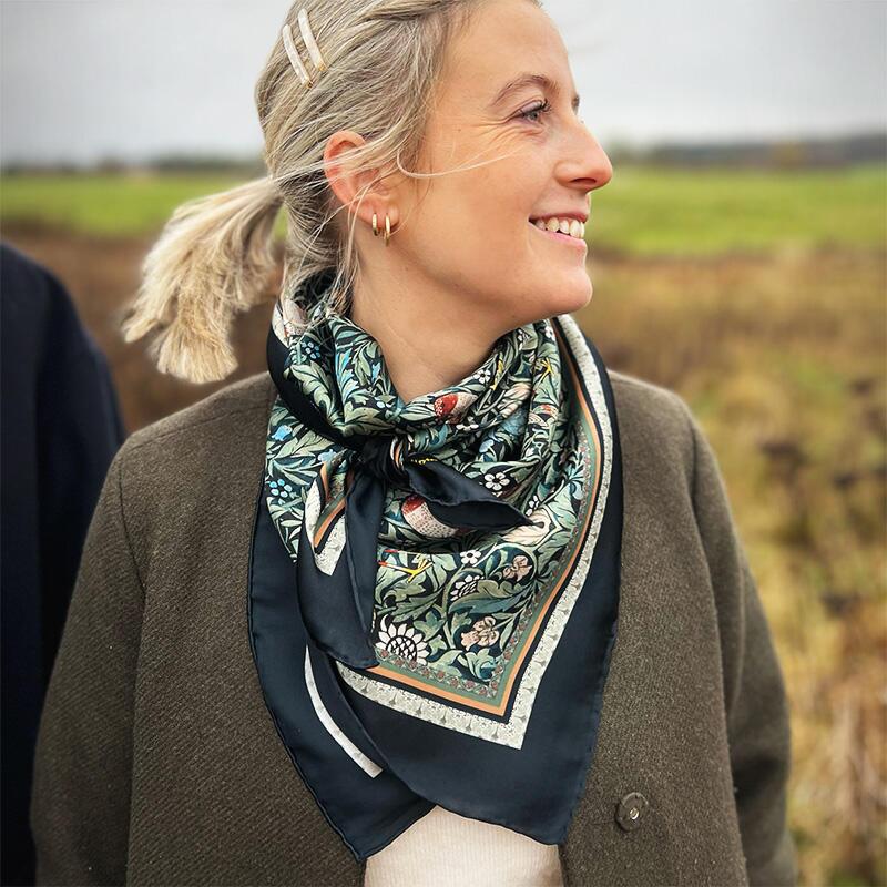SILK SCARF - Morris Bird - 90 cm
